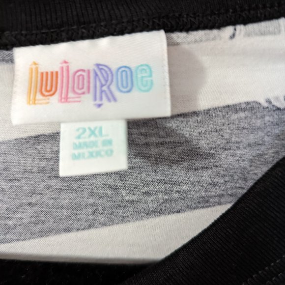 Lularoe Top - Picture 2 of 2